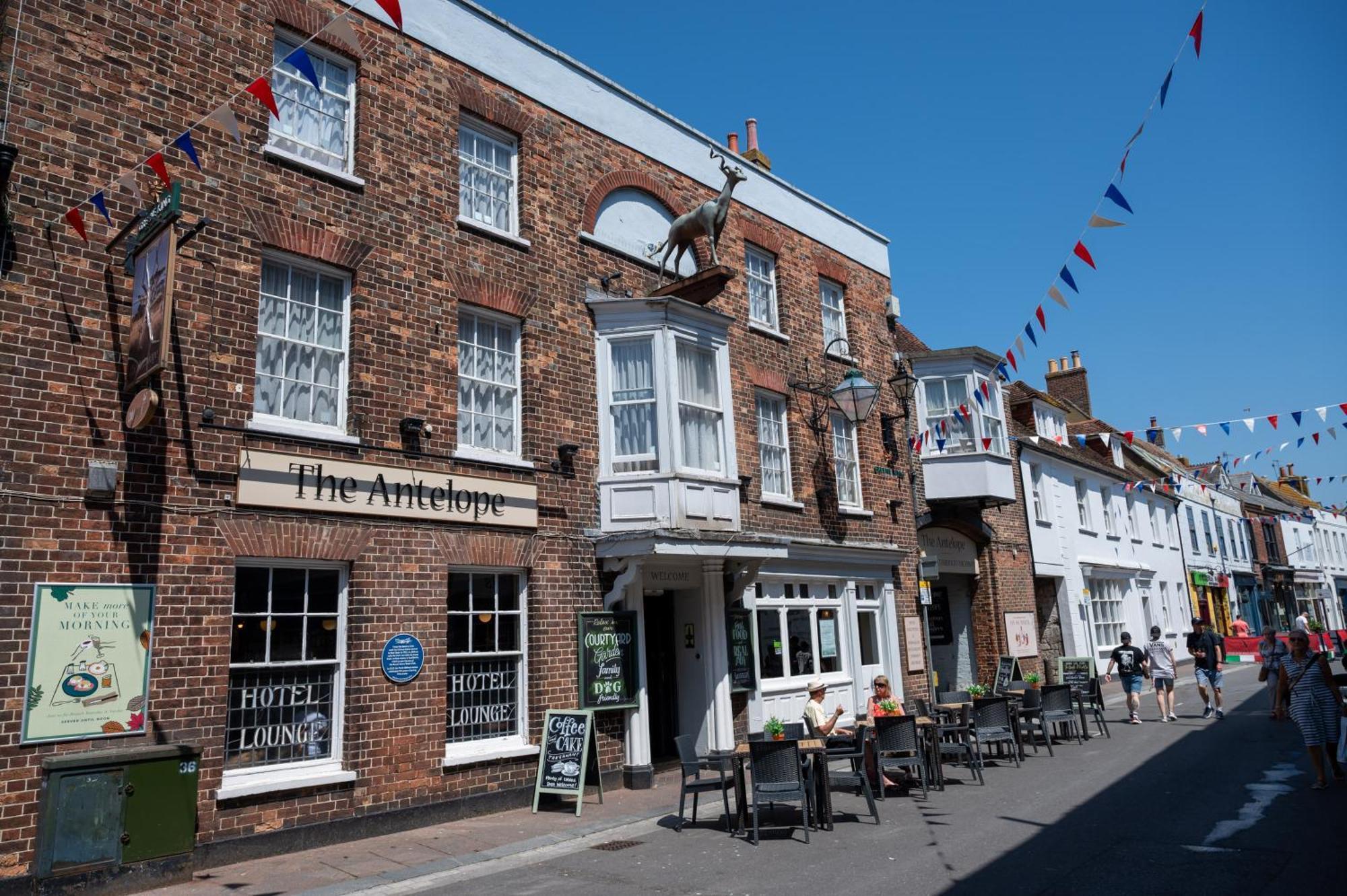 Antelope By Greene King Inns Poole Exterior photo